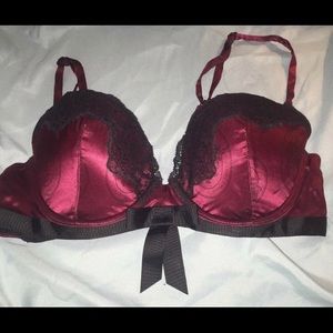 Victoria’s Secret bra